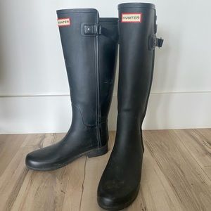 Tall Hunter Rainboots - Like new!